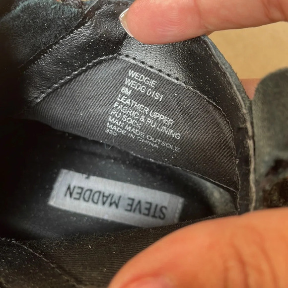 Steve Madden " wedgie" sneaker - Picture 7 of 7